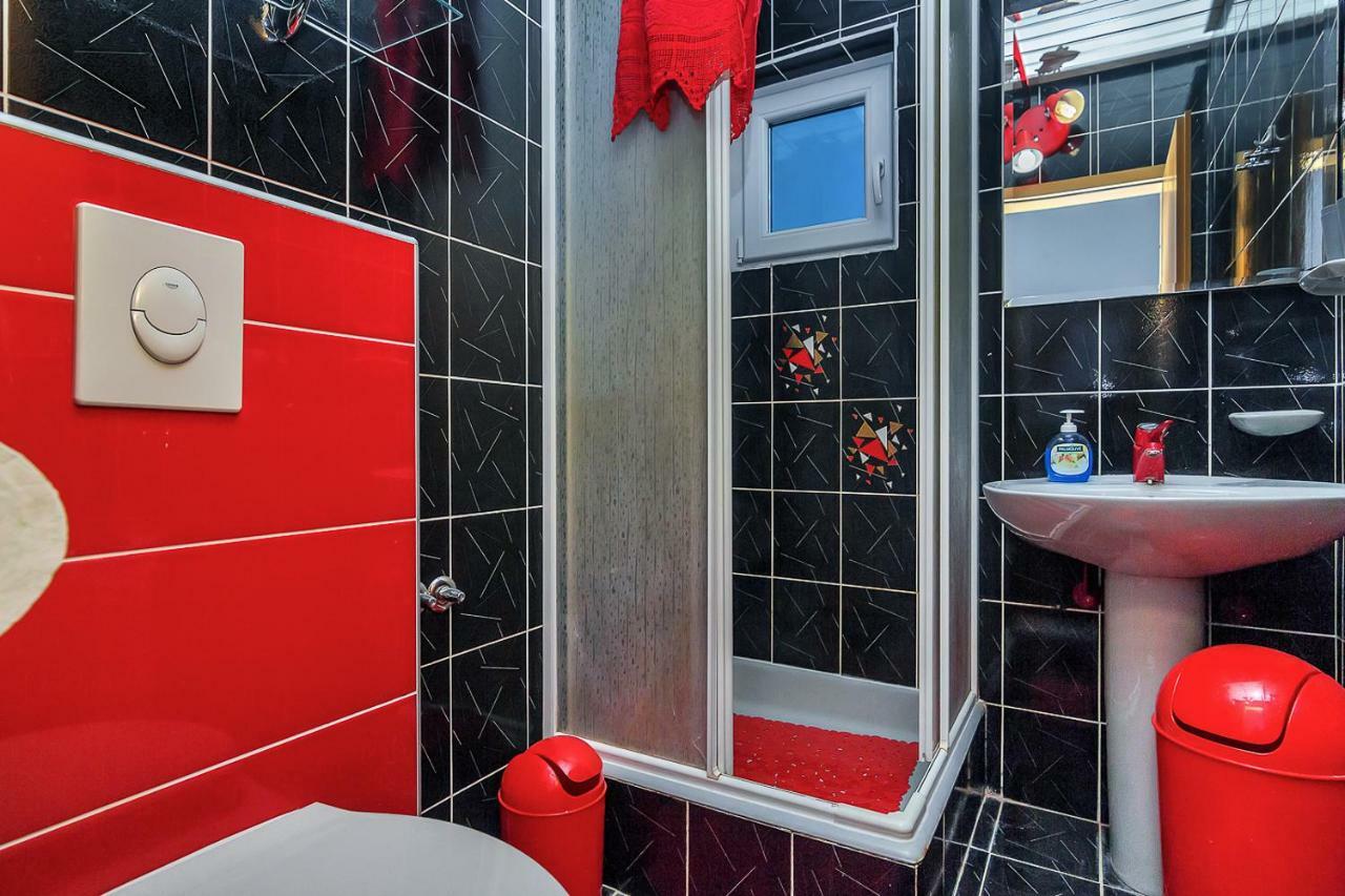 מאקרסקה Apartmani Maja מראה חיצוני תמונה
