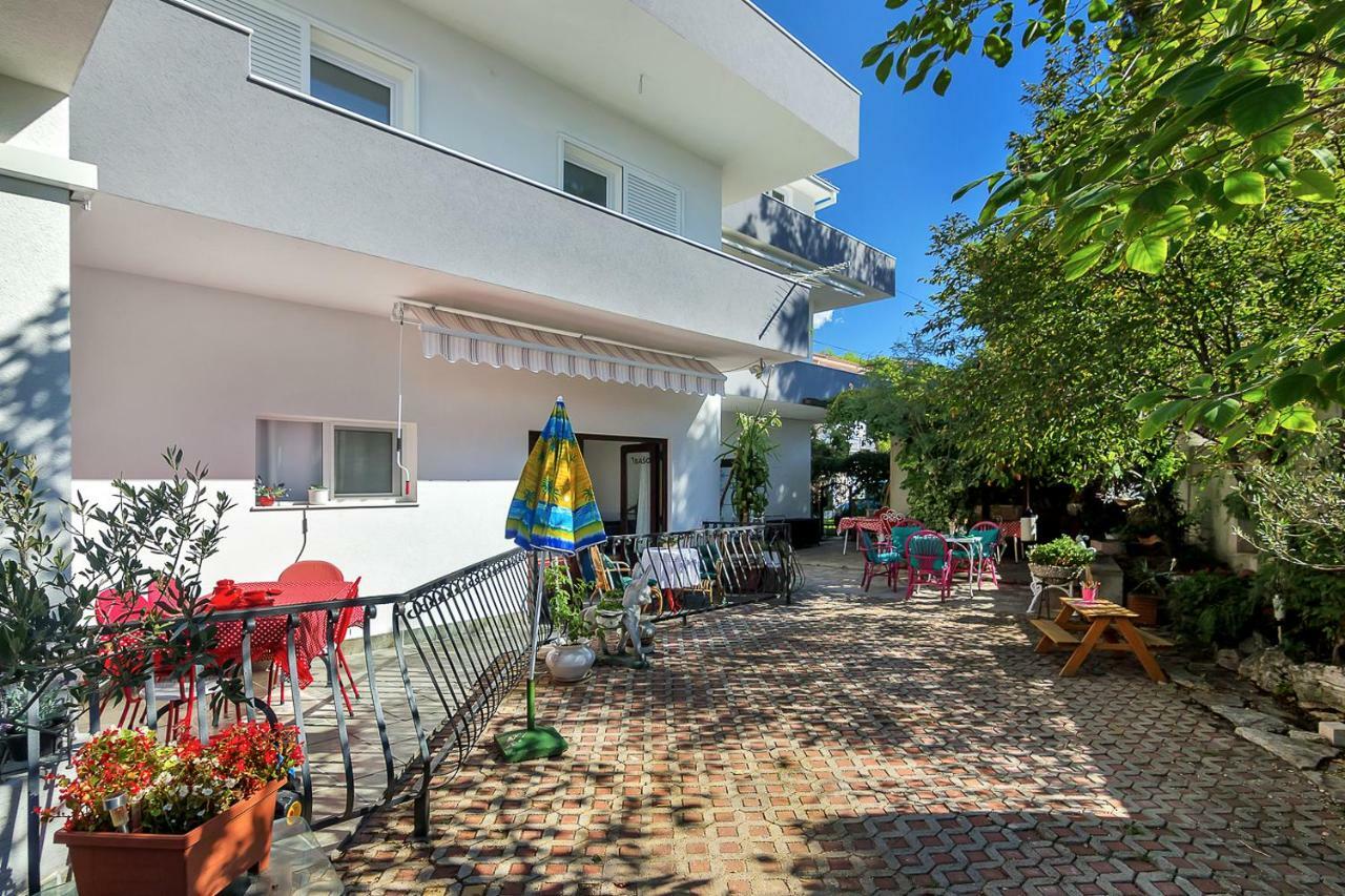 מאקרסקה Apartmani Maja מראה חיצוני תמונה